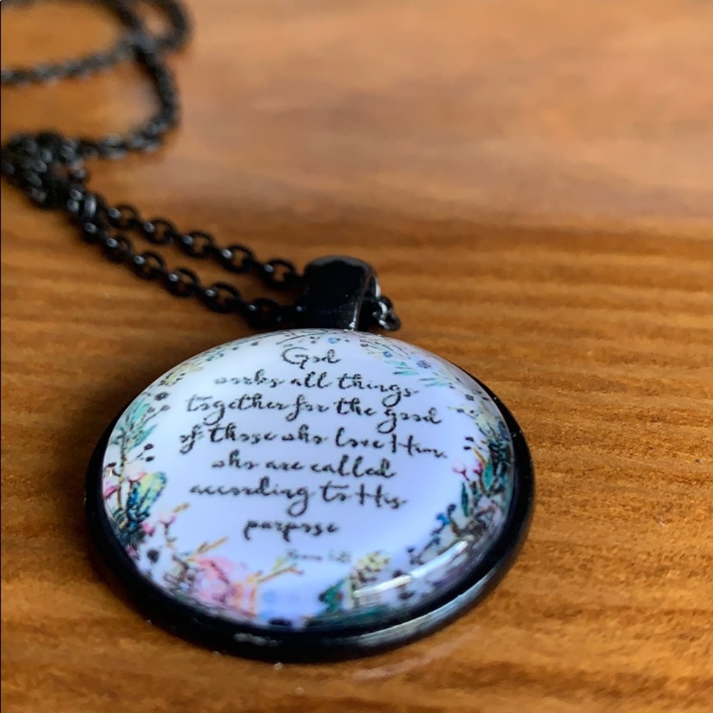 Necklace - Picture 5 of 6
